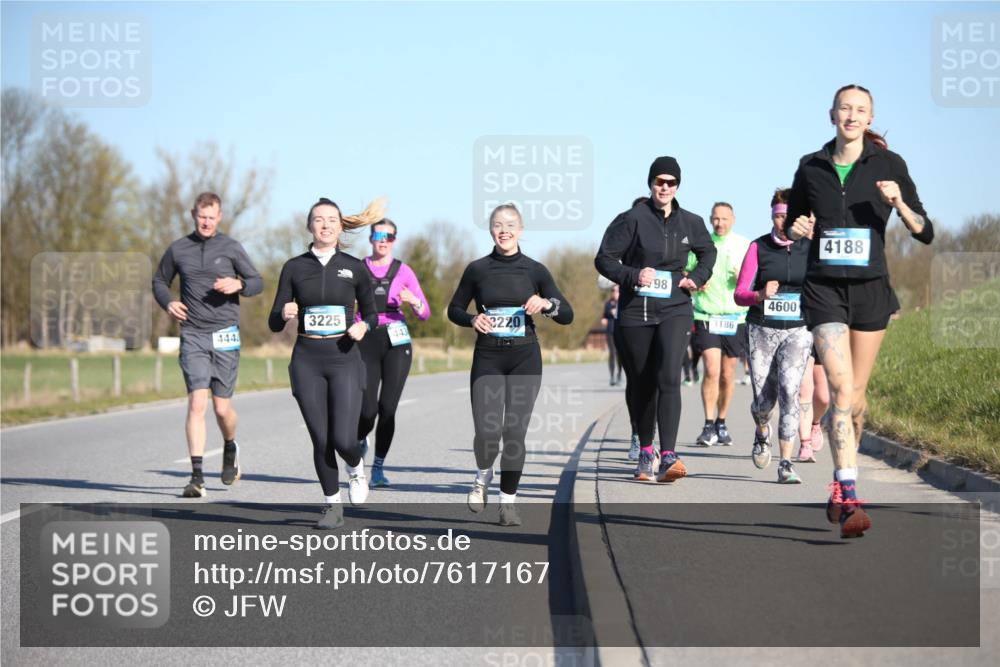 06.04.2025 - 44. Internationalen Wilhelmsburger Insellauf Jannik Wohlers http://msf.ph/oto/7617167 06.04.2025 09:41:25 Laufen 444, 3225, 443, 3220, 98, 3186, 4600, 4188 meine-sportfotos.de