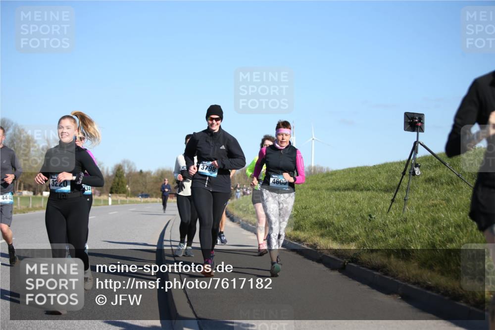 06.04.2025 - 44. Internationalen Wilhelmsburger Insellauf Jannik Wohlers http://msf.ph/oto/7617182 06.04.2025 09:41:29 Laufen 4443, 3220, 34, 3798, 4600 meine-sportfotos.de