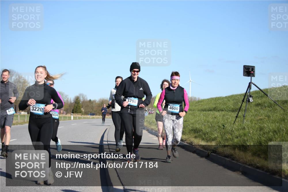 06.04.2025 - 44. Internationalen Wilhelmsburger Insellauf Jannik Wohlers http://msf.ph/oto/7617184 06.04.2025 09:41:29 Laufen 444, 3220, 4434, 3798, 4600 meine-sportfotos.de