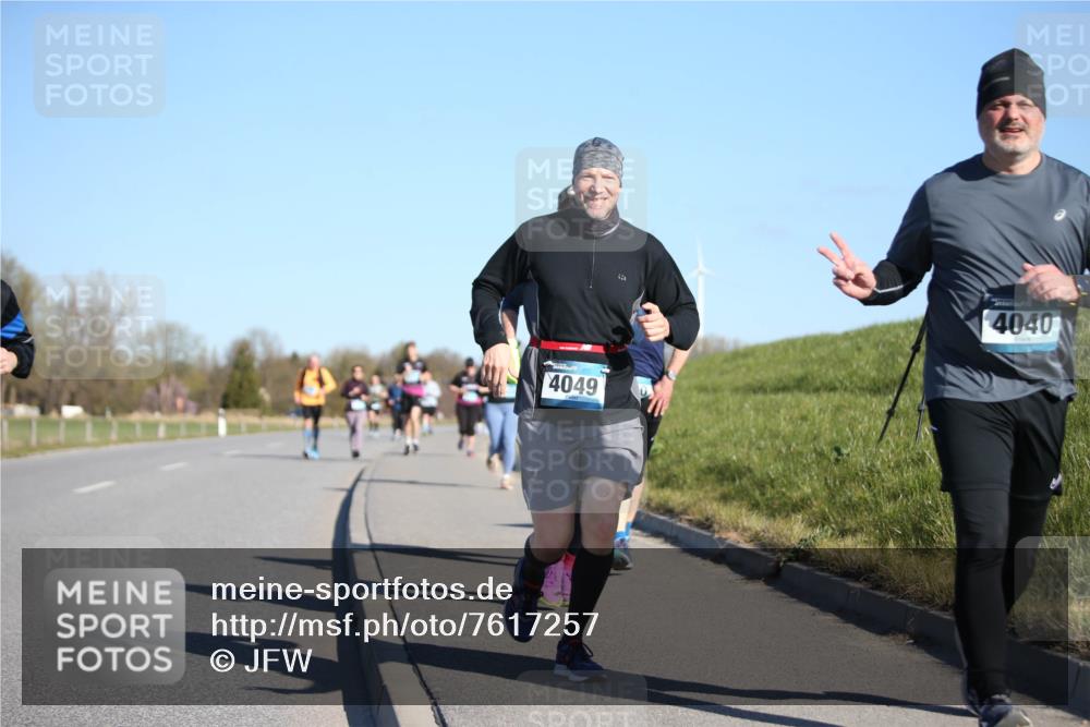 06.04.2025 - 44. Internationalen Wilhelmsburger Insellauf Jannik Wohlers http://msf.ph/oto/7617257 06.04.2025 09:41:51 Laufen 4049, 4040 meine-sportfotos.de
