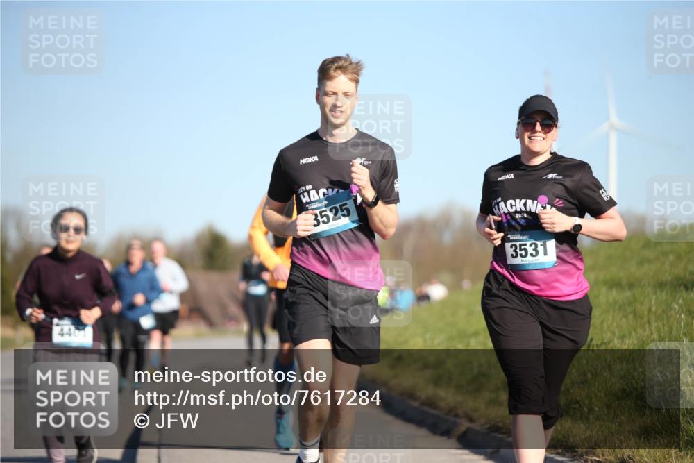 06.04.2025 - 44. Internationalen Wilhelmsburger Insellauf Jannik Wohlers http://msf.ph/oto/7617284 06.04.2025 09:42:01 Laufen 4401, 3525, 2024, 3531 meine-sportfotos.de