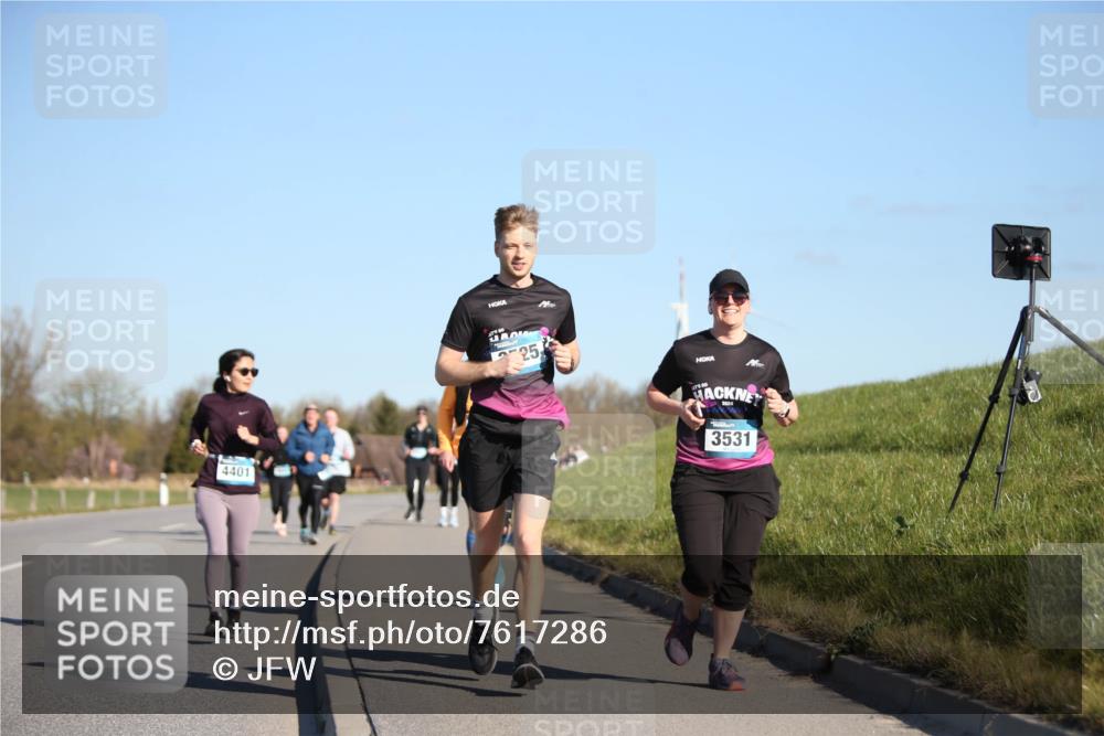 06.04.2025 - 44. Internationalen Wilhelmsburger Insellauf Jannik Wohlers http://msf.ph/oto/7617286 06.04.2025 09:42:01 Laufen 4401, 25, 3531 meine-sportfotos.de