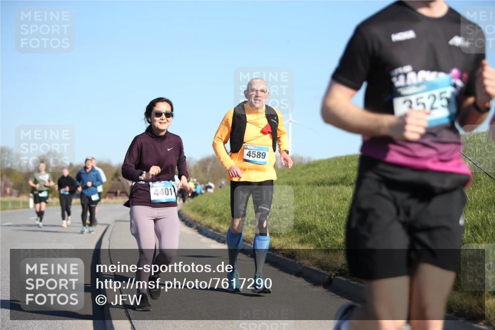 06.04.2025 - 44. Internationalen Wilhelmsburger Insellauf Jannik Wohlers http://msf.ph/oto/7617290 06.04.2025 09:42:04 Laufen 4401, 4589, 3525 meine-sportfotos.de