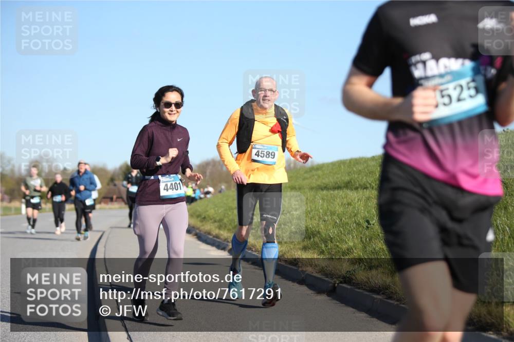 06.04.2025 - 44. Internationalen Wilhelmsburger Insellauf Jannik Wohlers http://msf.ph/oto/7617291 06.04.2025 09:42:04 Laufen 4401, 4589, 525 meine-sportfotos.de