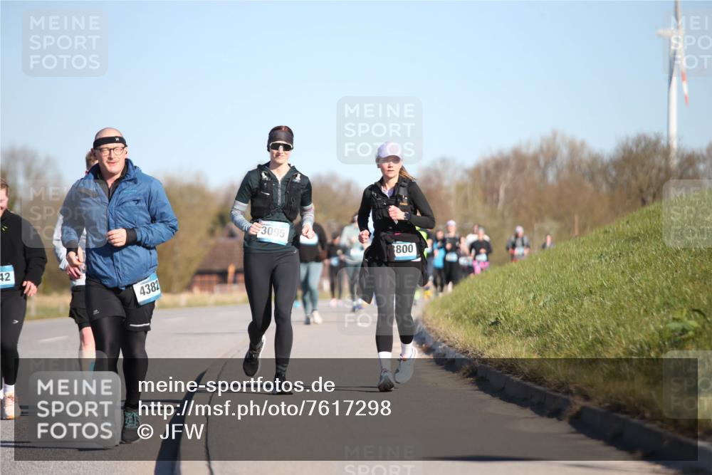 06.04.2025 - 44. Internationalen Wilhelmsburger Insellauf Jannik Wohlers http://msf.ph/oto/7617298 06.04.2025 09:42:07 Laufen 42, 4382, 3095, 800 meine-sportfotos.de
