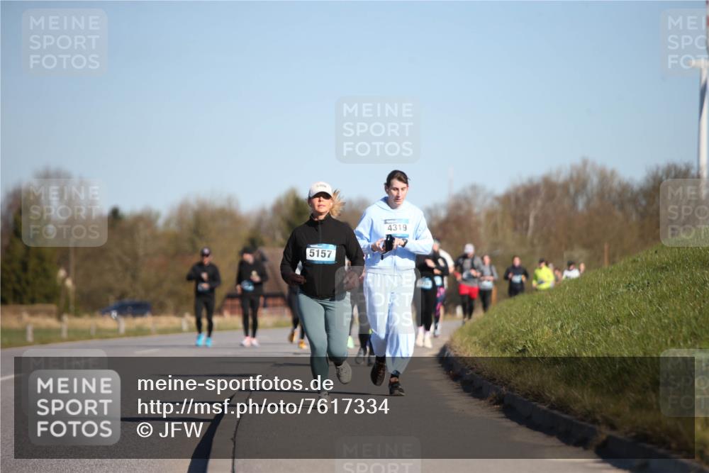 06.04.2025 - 44. Internationalen Wilhelmsburger Insellauf Jannik Wohlers http://msf.ph/oto/7617334 06.04.2025 09:42:17 Laufen 5157, 4319 meine-sportfotos.de