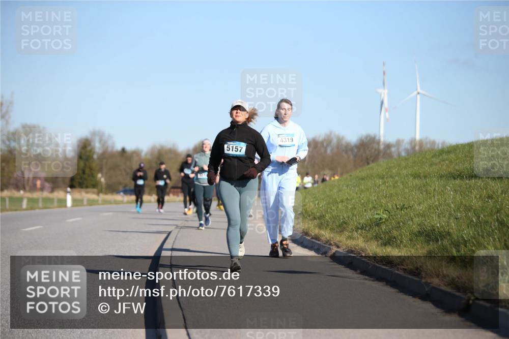 06.04.2025 - 44. Internationalen Wilhelmsburger Insellauf Jannik Wohlers http://msf.ph/oto/7617339 06.04.2025 09:42:21 Laufen 1272, 5157, 4319 meine-sportfotos.de