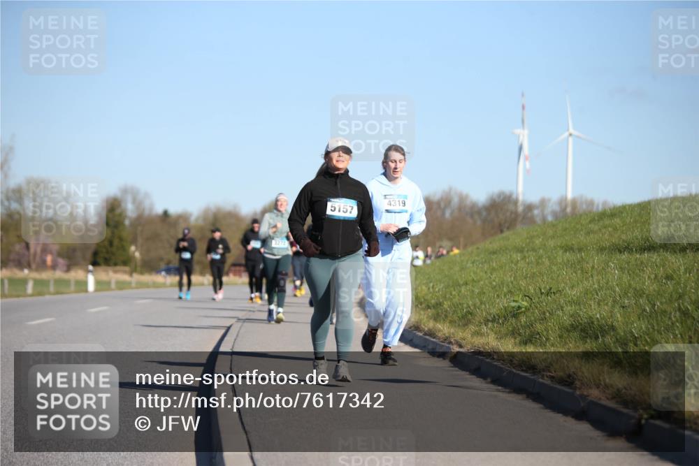 06.04.2025 - 44. Internationalen Wilhelmsburger Insellauf Jannik Wohlers http://msf.ph/oto/7617342 06.04.2025 09:42:21 Laufen 3272, 5157, 4319 meine-sportfotos.de
