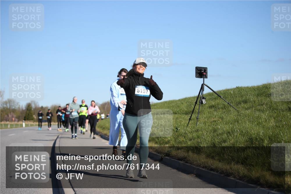 06.04.2025 - 44. Internationalen Wilhelmsburger Insellauf Jannik Wohlers http://msf.ph/oto/7617344 06.04.2025 09:42:24 Laufen 5157 meine-sportfotos.de