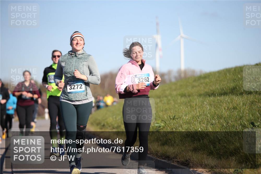 06.04.2025 - 44. Internationalen Wilhelmsburger Insellauf Jannik Wohlers http://msf.ph/oto/7617359 06.04.2025 09:42:28 Laufen 3272, 3262 meine-sportfotos.de