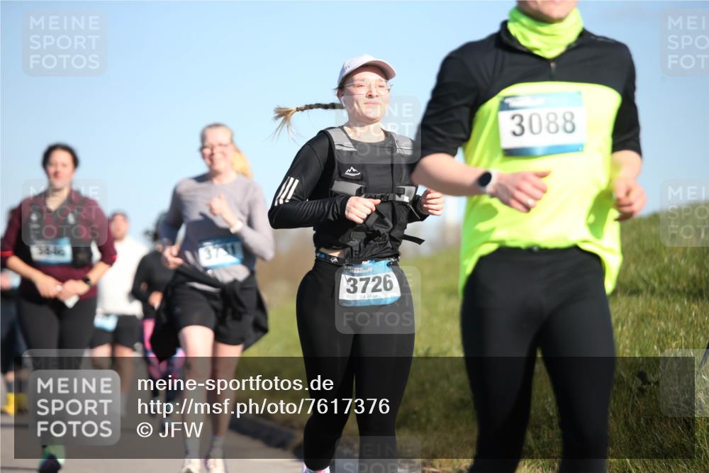 06.04.2025 - 44. Internationalen Wilhelmsburger Insellauf Jannik Wohlers http://msf.ph/oto/7617376 06.04.2025 09:42:32 Laufen 3846, 3731, 3726, 3088 meine-sportfotos.de