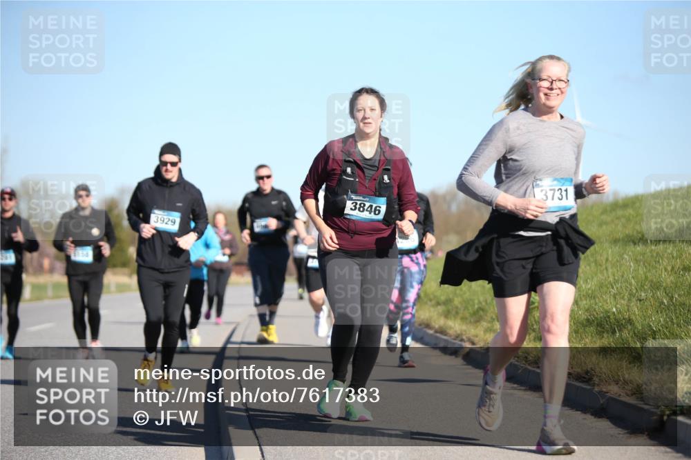 06.04.2025 - 44. Internationalen Wilhelmsburger Insellauf Jannik Wohlers http://msf.ph/oto/7617383 06.04.2025 09:42:34 Laufen 5158, 3929, 3846, 3731 meine-sportfotos.de