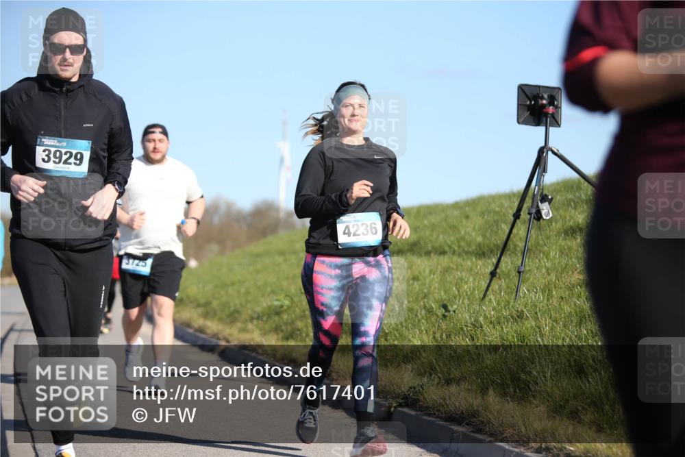 06.04.2025 - 44. Internationalen Wilhelmsburger Insellauf Jannik Wohlers http://msf.ph/oto/7617401 06.04.2025 09:42:38 Laufen 3929, 3725, 4236 meine-sportfotos.de