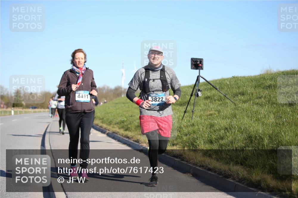 06.04.2025 - 44. Internationalen Wilhelmsburger Insellauf Jannik Wohlers http://msf.ph/oto/7617423 06.04.2025 09:42:45 Laufen 4411, 3822 meine-sportfotos.de