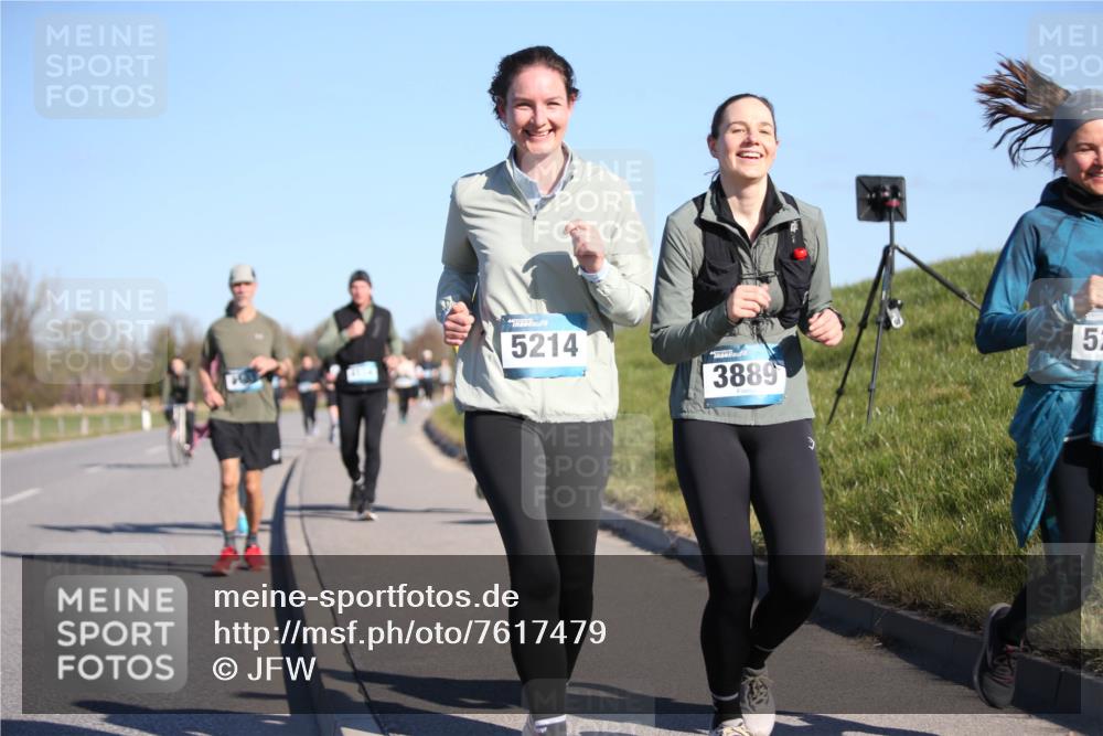 06.04.2025 - 44. Internationalen Wilhelmsburger Insellauf Jannik Wohlers http://msf.ph/oto/7617479 06.04.2025 09:43:01 Laufen 5214, 3889, 52 meine-sportfotos.de