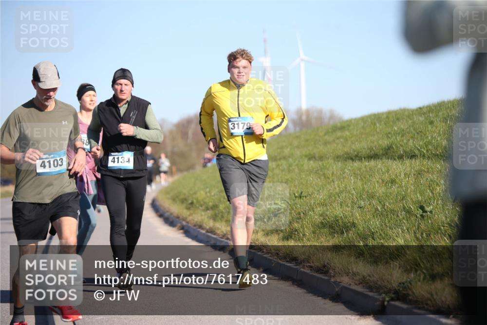 06.04.2025 - 44. Internationalen Wilhelmsburger Insellauf Jannik Wohlers http://msf.ph/oto/7617483 06.04.2025 09:43:03 Laufen 4103, 4134, 3179 meine-sportfotos.de