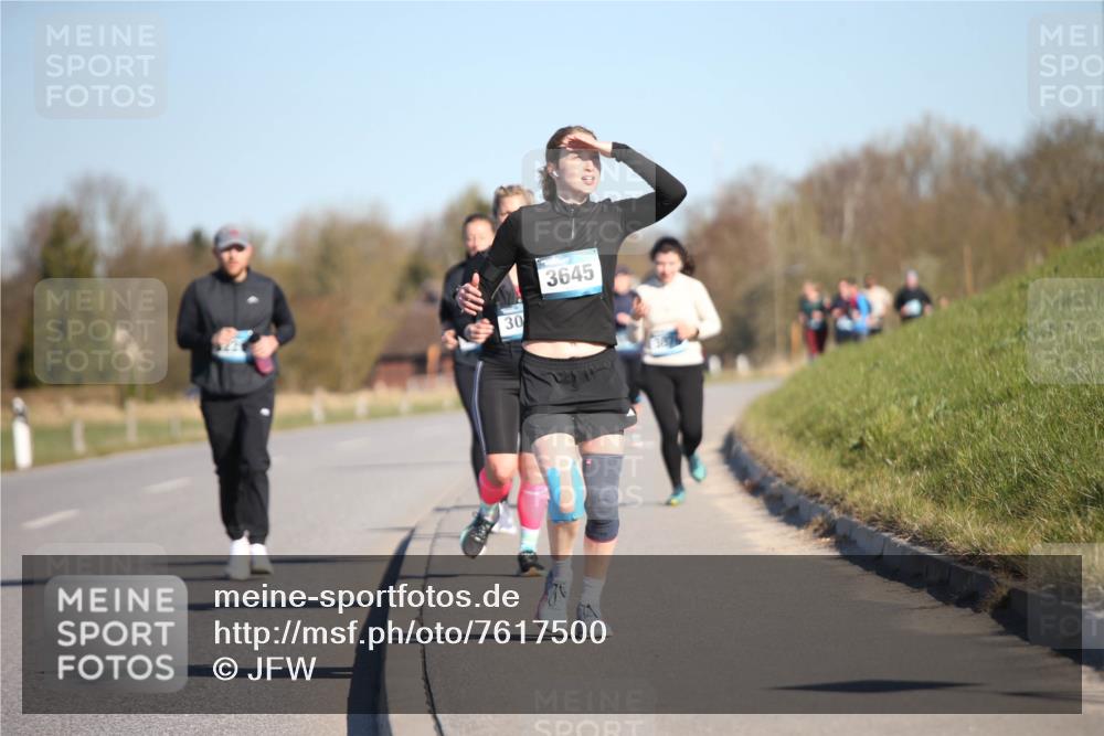 06.04.2025 - 44. Internationalen Wilhelmsburger Insellauf Jannik Wohlers http://msf.ph/oto/7617500 06.04.2025 09:43:08 Laufen 30, 3645 meine-sportfotos.de