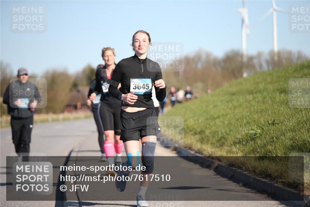 06.04.2025 - 44. Internationalen Wilhelmsburger Insellauf Jannik Wohlers http://msf.ph/oto/7617510 06.04.2025 09:43:10 Laufen 3645 meine-sportfotos.de