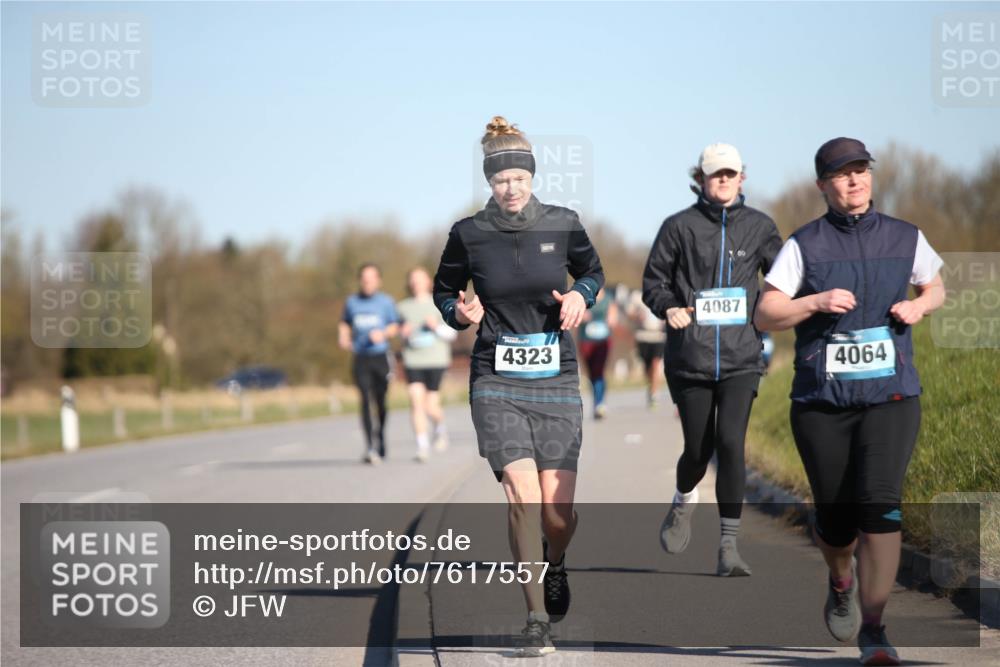 06.04.2025 - 44. Internationalen Wilhelmsburger Insellauf Jannik Wohlers http://msf.ph/oto/7617557 06.04.2025 09:43:22 Laufen 4323, 4087, 4064 meine-sportfotos.de