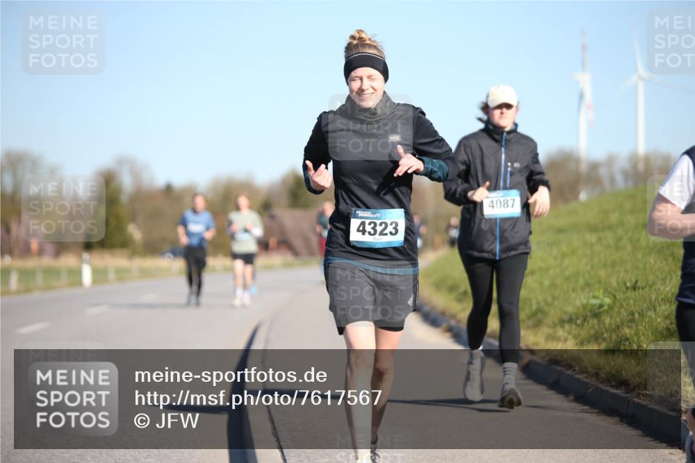 06.04.2025 - 44. Internationalen Wilhelmsburger Insellauf Jannik Wohlers http://msf.ph/oto/7617567 06.04.2025 09:43:25 Laufen 4323, 4087 meine-sportfotos.de