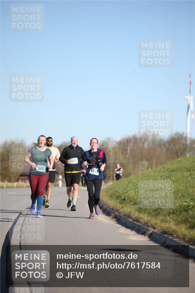06.04.2025 - 44. Internationalen Wilhelmsburger Insellauf Jannik Wohlers http://msf.ph/oto/7617584 06.04.2025 09:43:37 Laufen 3853, 1012, 4583 meine-sportfotos.de