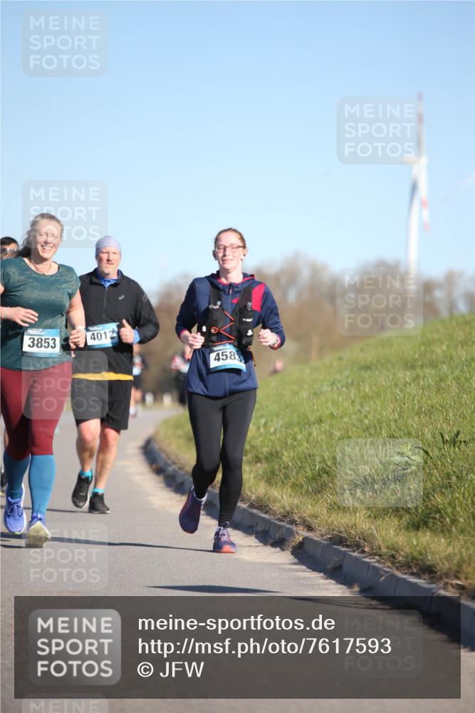 06.04.2025 - 44. Internationalen Wilhelmsburger Insellauf Jannik Wohlers http://msf.ph/oto/7617593 06.04.2025 09:43:40 Laufen 3853, 4012, 458 meine-sportfotos.de