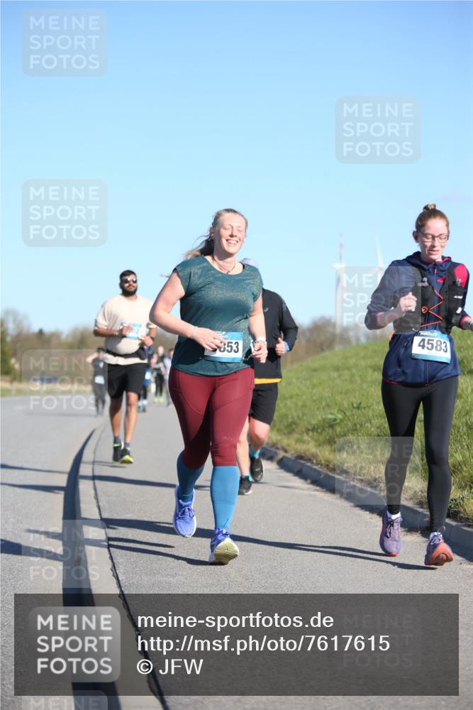 06.04.2025 - 44. Internationalen Wilhelmsburger Insellauf Jannik Wohlers http://msf.ph/oto/7617615 06.04.2025 09:43:44 Laufen 853, 4583 meine-sportfotos.de
