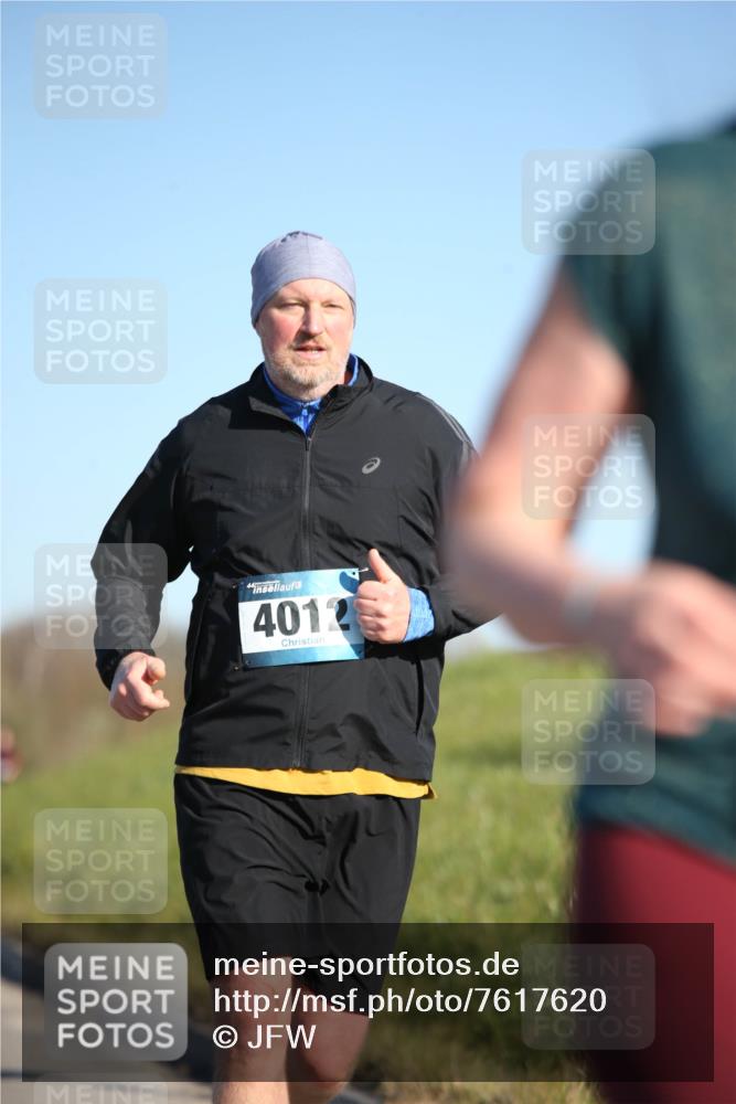 06.04.2025 - 44. Internationalen Wilhelmsburger Insellauf Jannik Wohlers http://msf.ph/oto/7617620 06.04.2025 09:43:46 Laufen 4012 meine-sportfotos.de