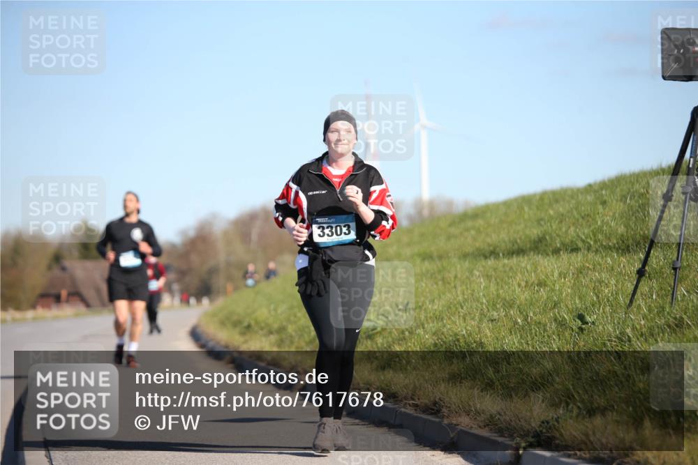 06.04.2025 - 44. Internationalen Wilhelmsburger Insellauf Jannik Wohlers http://msf.ph/oto/7617678 06.04.2025 09:44:08 Laufen 3303 meine-sportfotos.de
