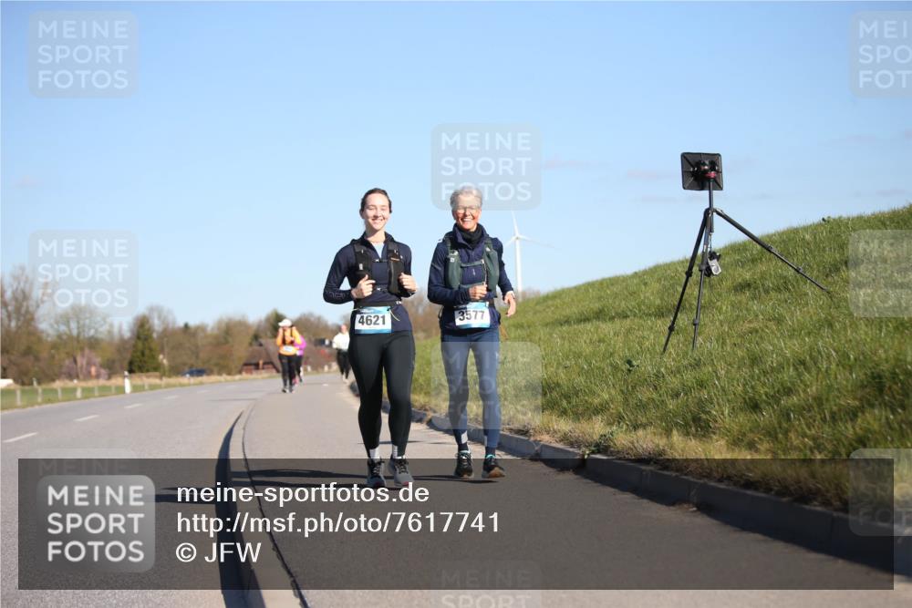 06.04.2025 - 44. Internationalen Wilhelmsburger Insellauf Jannik Wohlers http://msf.ph/oto/7617741 06.04.2025 09:44:46 Laufen 3577, 4621 meine-sportfotos.de