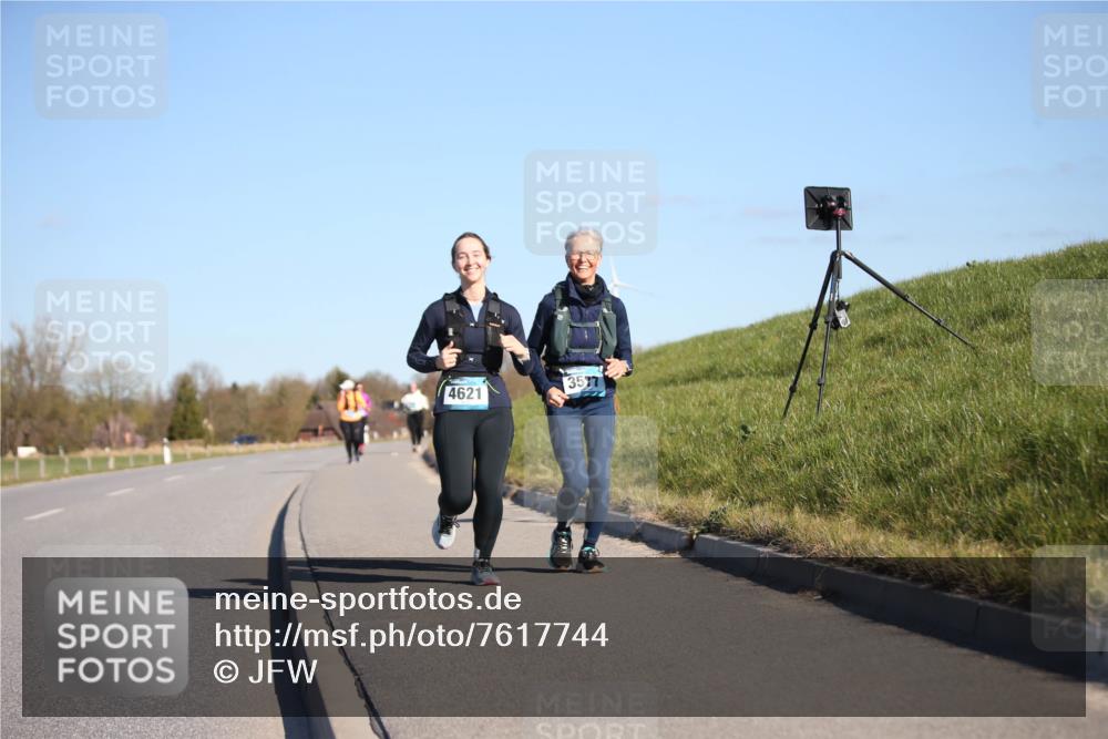06.04.2025 - 44. Internationalen Wilhelmsburger Insellauf Jannik Wohlers http://msf.ph/oto/7617744 06.04.2025 09:44:46 Laufen 4621, 3577 meine-sportfotos.de