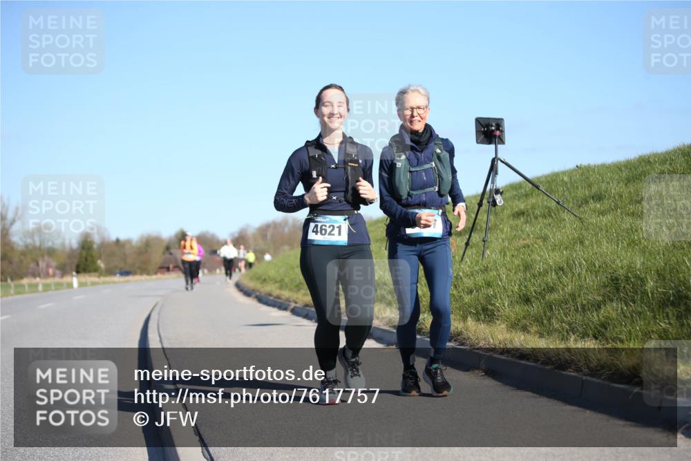 06.04.2025 - 44. Internationalen Wilhelmsburger Insellauf Jannik Wohlers http://msf.ph/oto/7617757 06.04.2025 09:44:48 Laufen 4621 meine-sportfotos.de