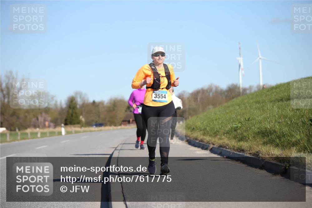 06.04.2025 - 44. Internationalen Wilhelmsburger Insellauf Jannik Wohlers http://msf.ph/oto/7617775 06.04.2025 09:44:59 Laufen 3554 meine-sportfotos.de