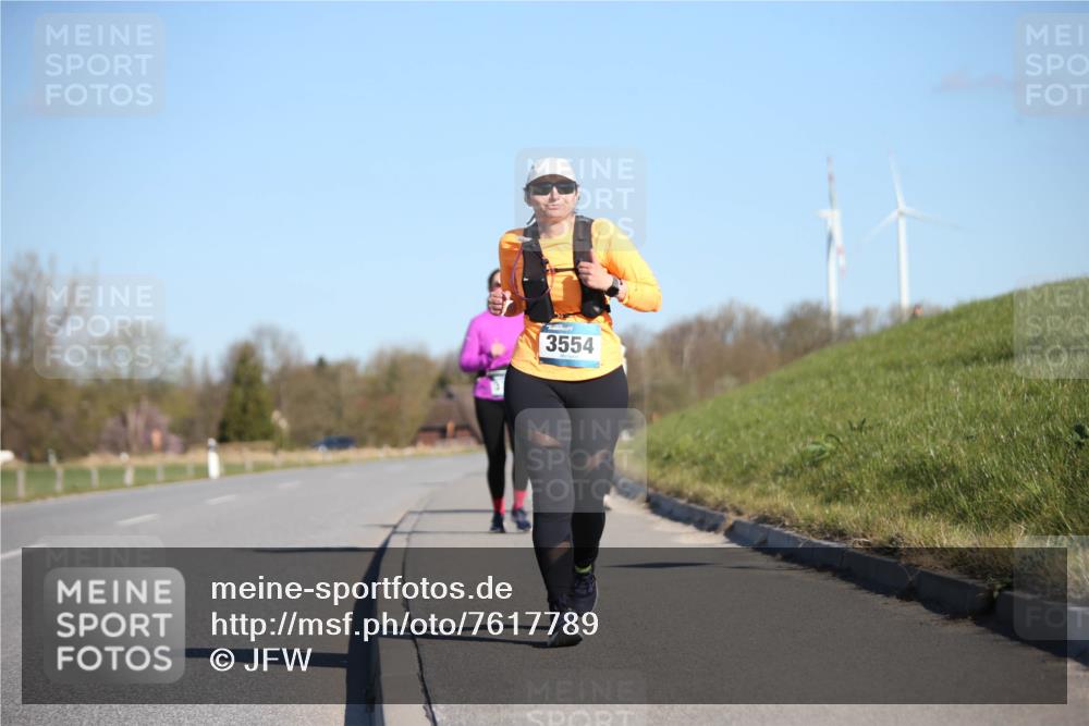06.04.2025 - 44. Internationalen Wilhelmsburger Insellauf Jannik Wohlers http://msf.ph/oto/7617789 06.04.2025 09:44:59 Laufen 3554 meine-sportfotos.de