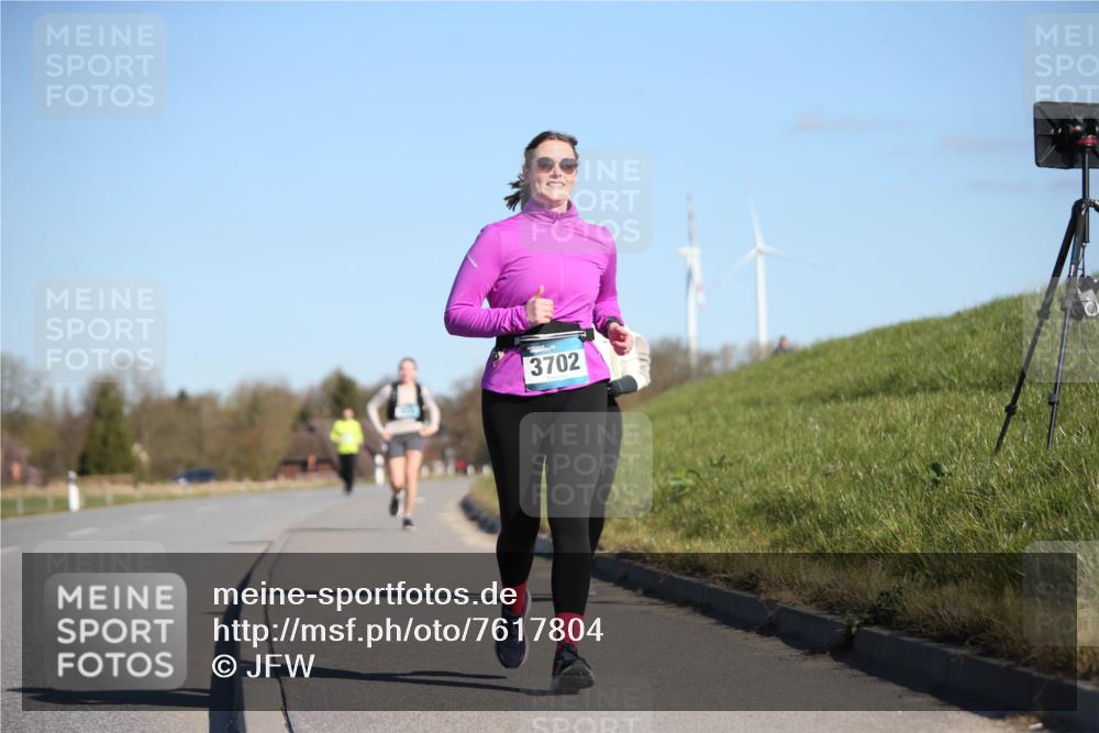 06.04.2025 - 44. Internationalen Wilhelmsburger Insellauf Jannik Wohlers http://msf.ph/oto/7617804 06.04.2025 09:45:04 Laufen 3702 meine-sportfotos.de