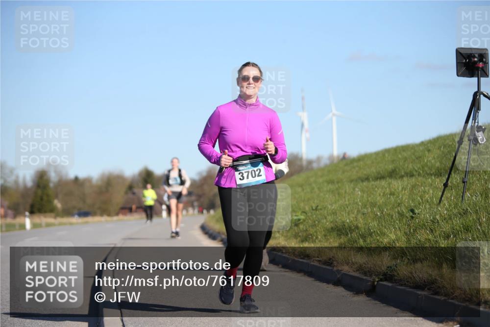 06.04.2025 - 44. Internationalen Wilhelmsburger Insellauf Jannik Wohlers http://msf.ph/oto/7617809 06.04.2025 09:45:04 Laufen 3702 meine-sportfotos.de