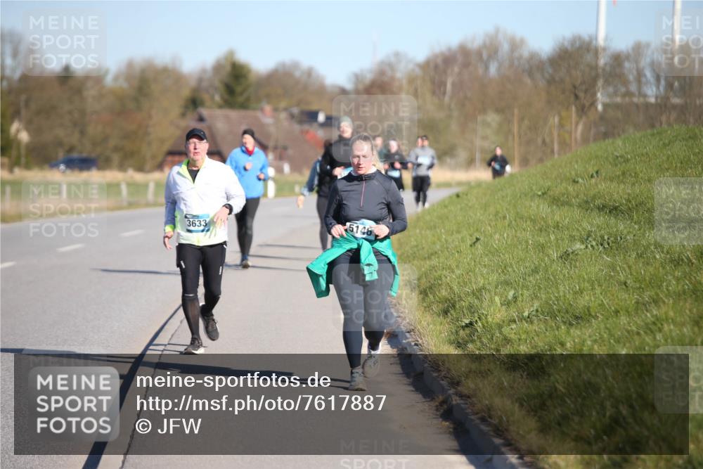 06.04.2025 - 44. Internationalen Wilhelmsburger Insellauf Jannik Wohlers http://msf.ph/oto/7617887 06.04.2025 09:45:39 Laufen 3633 meine-sportfotos.de