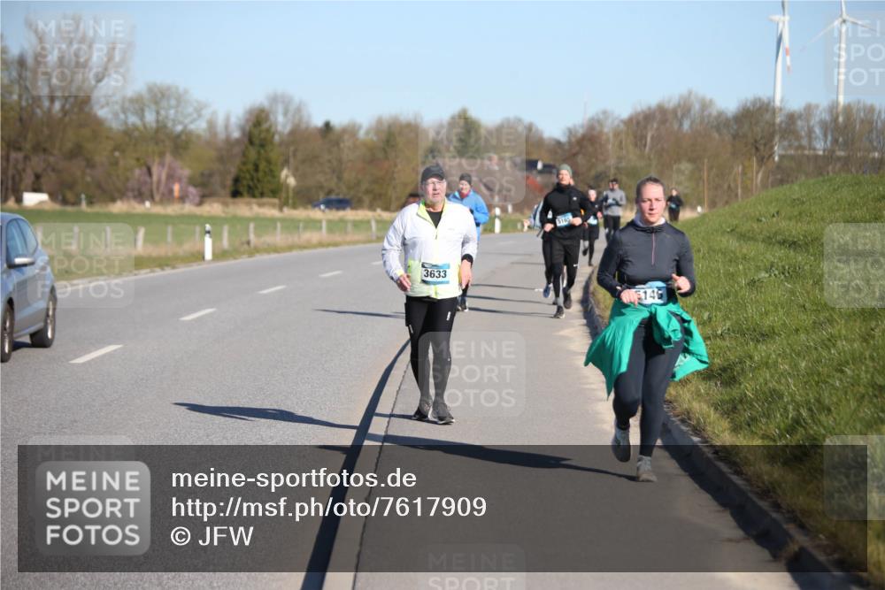 06.04.2025 - 44. Internationalen Wilhelmsburger Insellauf Jannik Wohlers http://msf.ph/oto/7617909 06.04.2025 09:45:41 Laufen 3633, 5165 meine-sportfotos.de