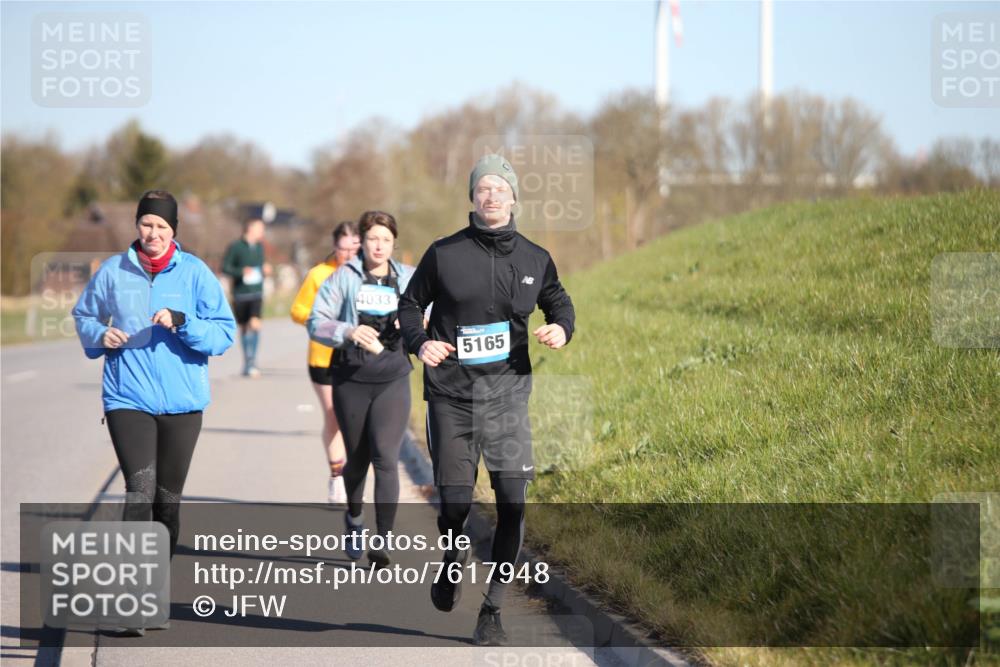 06.04.2025 - 44. Internationalen Wilhelmsburger Insellauf Jannik Wohlers http://msf.ph/oto/7617948 06.04.2025 09:45:49 Laufen 4033, 5165 meine-sportfotos.de