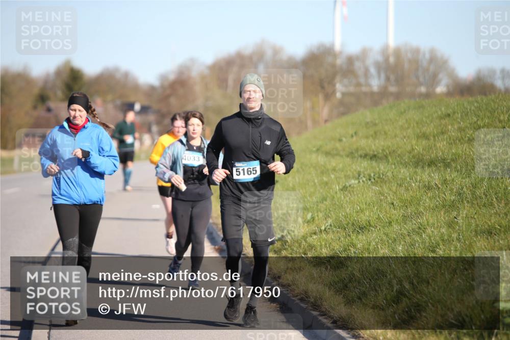 06.04.2025 - 44. Internationalen Wilhelmsburger Insellauf Jannik Wohlers http://msf.ph/oto/7617950 06.04.2025 09:45:49 Laufen 4033, 5165 meine-sportfotos.de