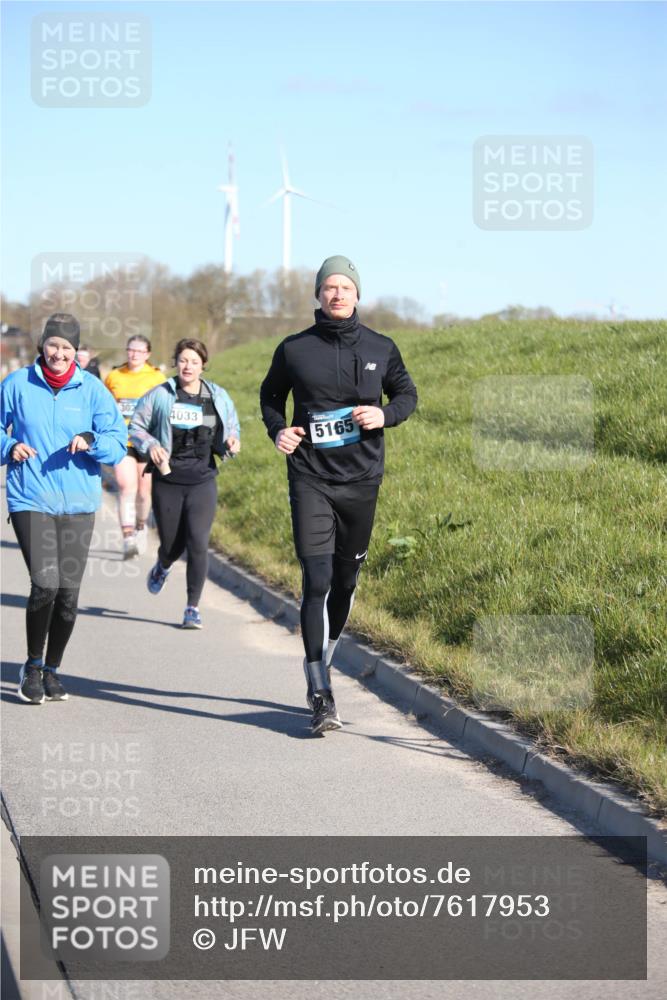 06.04.2025 - 44. Internationalen Wilhelmsburger Insellauf Jannik Wohlers http://msf.ph/oto/7617953 06.04.2025 09:45:53 Laufen 4033, 5165 meine-sportfotos.de