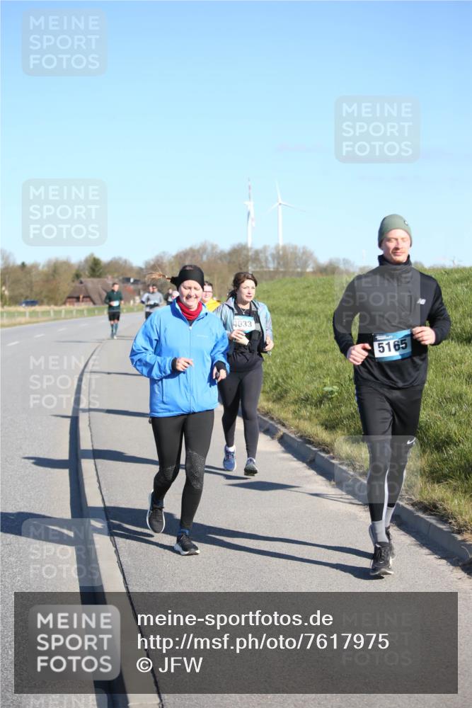 06.04.2025 - 44. Internationalen Wilhelmsburger Insellauf Jannik Wohlers http://msf.ph/oto/7617975 06.04.2025 09:45:54 Laufen 4033, 5165 meine-sportfotos.de