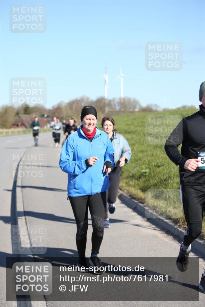 06.04.2025 - 44. Internationalen Wilhelmsburger Insellauf Jannik Wohlers http://msf.ph/oto/7617981 06.04.2025 09:45:55 Laufen 5 meine-sportfotos.de