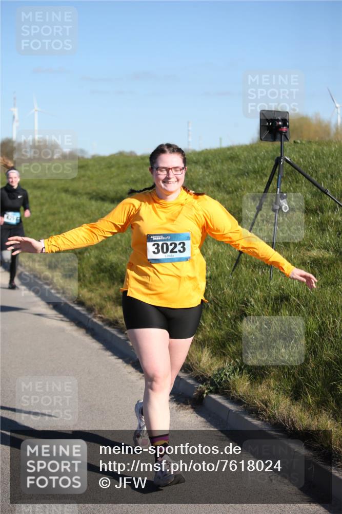 06.04.2025 - 44. Internationalen Wilhelmsburger Insellauf Jannik Wohlers http://msf.ph/oto/7618024 06.04.2025 09:45:59 Laufen 3023 meine-sportfotos.de