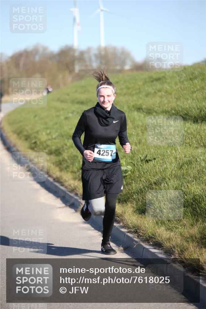 06.04.2025 - 44. Internationalen Wilhelmsburger Insellauf Jannik Wohlers http://msf.ph/oto/7618025 06.04.2025 09:46:00 Laufen 4257 meine-sportfotos.de