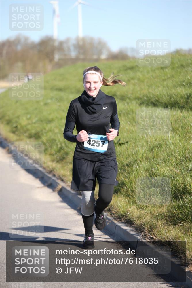 06.04.2025 - 44. Internationalen Wilhelmsburger Insellauf Jannik Wohlers http://msf.ph/oto/7618035 06.04.2025 09:46:00 Laufen 4257 meine-sportfotos.de