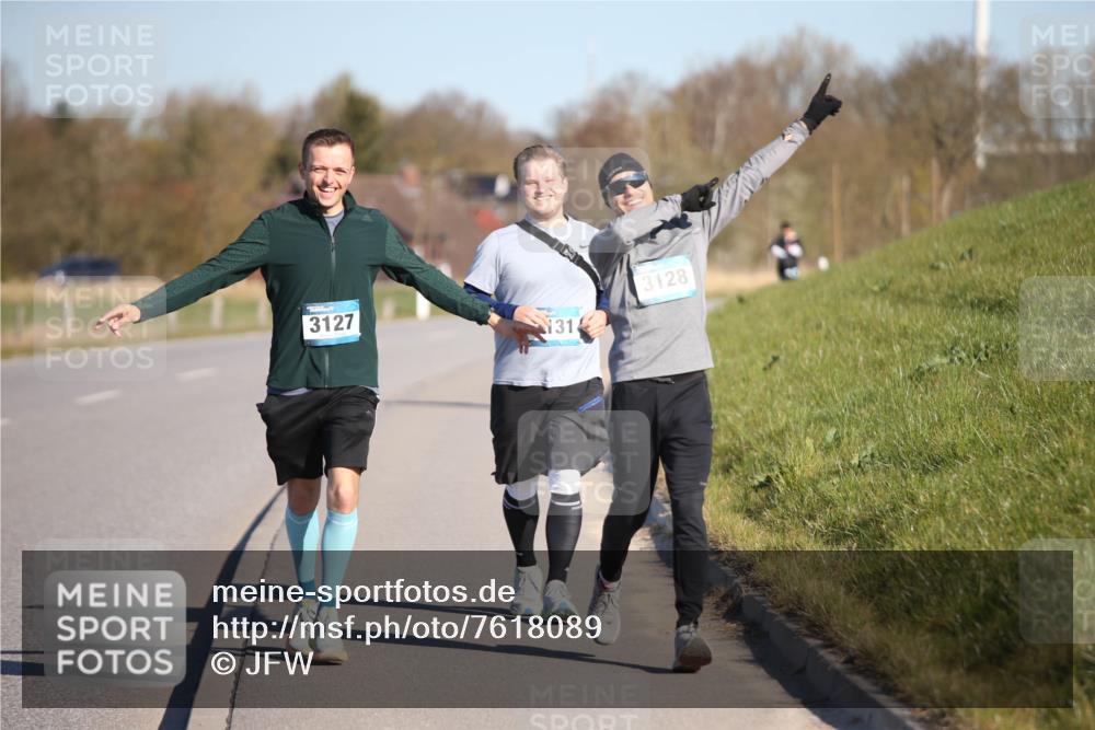 06.04.2025 - 44. Internationalen Wilhelmsburger Insellauf Jannik Wohlers http://msf.ph/oto/7618089 06.04.2025 09:46:06 Laufen 3127, 131, 3128 meine-sportfotos.de