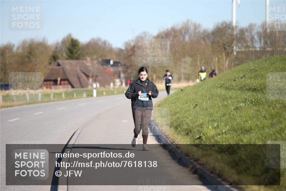 06.04.2025 - 44. Internationalen Wilhelmsburger Insellauf Jannik Wohlers http://msf.ph/oto/7618138 06.04.2025 09:46:15 Laufen 3380 meine-sportfotos.de