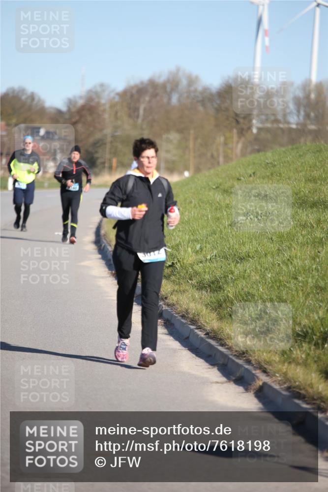 06.04.2025 - 44. Internationalen Wilhelmsburger Insellauf Jannik Wohlers http://msf.ph/oto/7618198 06.04.2025 09:46:47 Laufen 7 meine-sportfotos.de