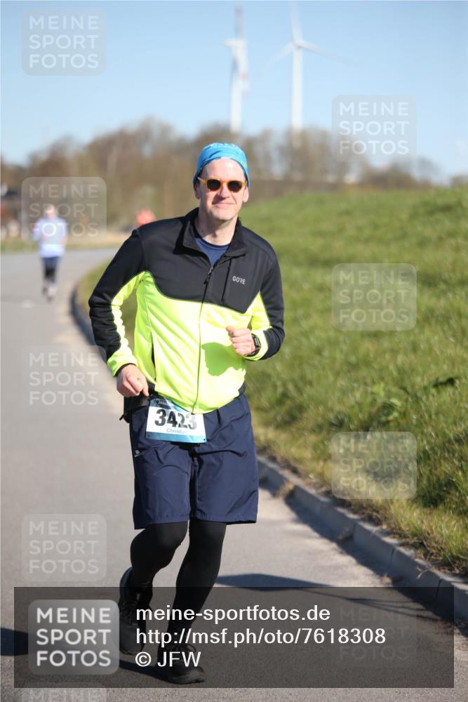 06.04.2025 - 44. Internationalen Wilhelmsburger Insellauf Jannik Wohlers http://msf.ph/oto/7618308 06.04.2025 09:47:04 Laufen 3423 meine-sportfotos.de